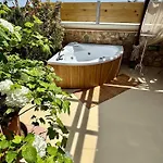 Apartament No Vabbe! Penthouse… Torre Santa Susanna