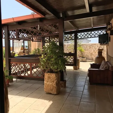 No Vabbe! Penthouse… * Torre Santa Susanna