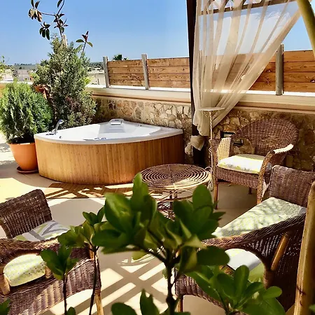 No Vabbe! Penthouse… * Torre Santa Susanna