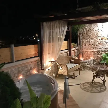 No Vabbe! Penthouse… * Torre Santa Susanna