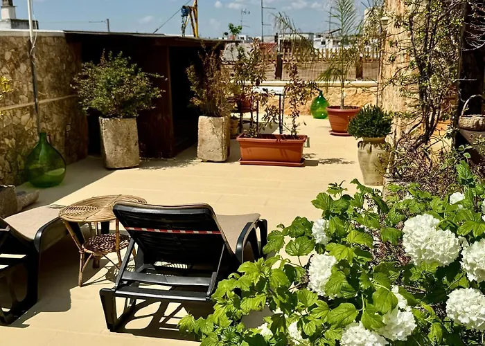 No Vabbe! Penthouse… Torre Santa Susanna